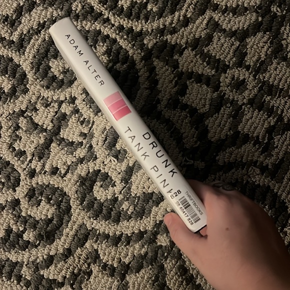 Drunk Tank Pink by Adam Alter - Picture 3 of 4